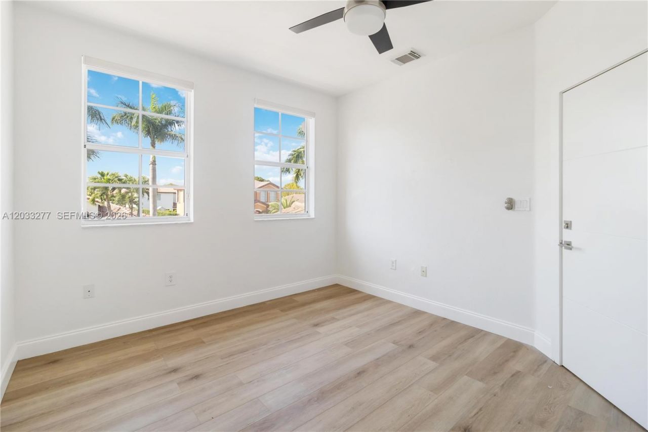 8551 NW 110th Ave , Unit 8551, Doral, FL 33178 Photo