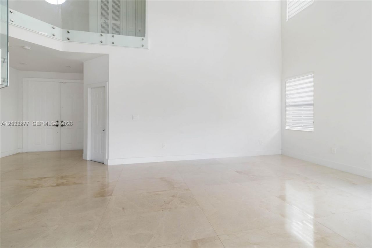 8551 NW 110th Ave , Unit 8551, Doral, FL 33178 Photo