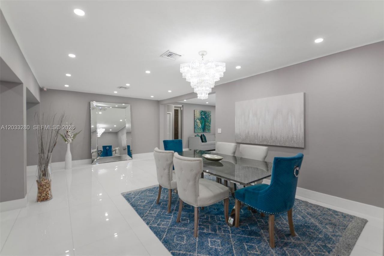 1209 NE 96th St , Unit 1209, Miami Shores, FL 33138 Photo