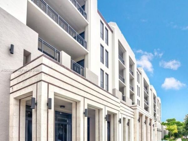 718 Valencia Ave , Unit 202, Coral Gables, FL 33134