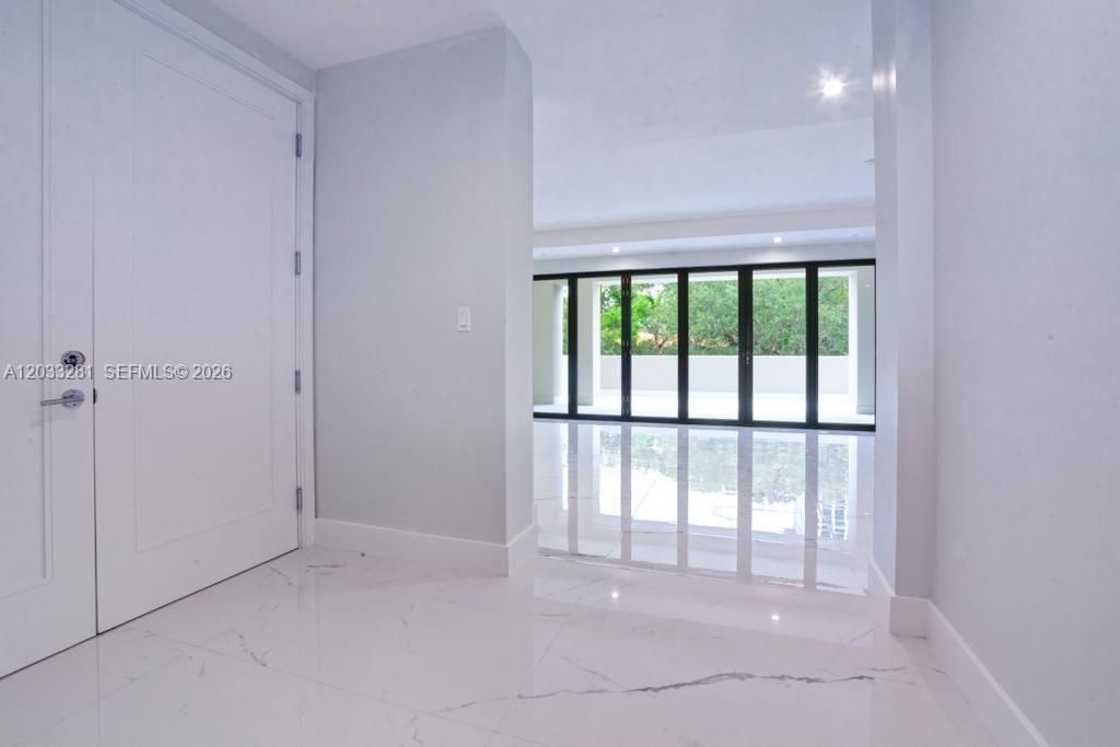 718 Valencia Ave , Unit 202, Coral Gables, FL 33134 Photo