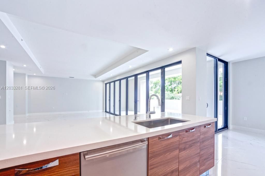 718 Valencia Ave , Unit 202, Coral Gables, FL 33134 Photo