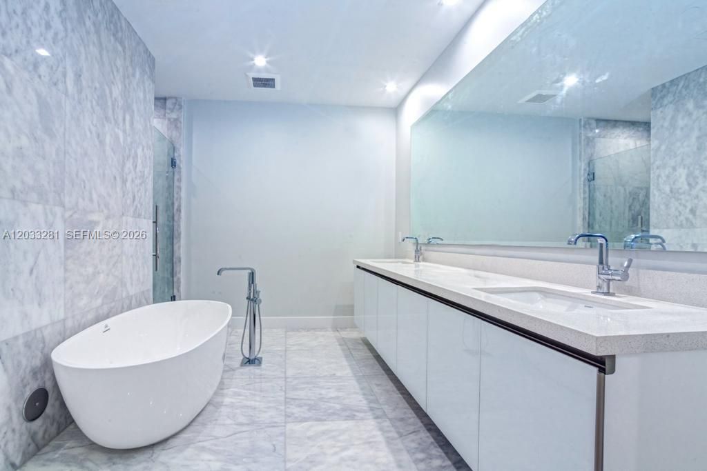 718 Valencia Ave , Unit 202, Coral Gables, FL 33134 Photo