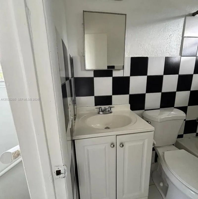 3744 W Hallandale Beach Blvd , Pembroke Park, FL 33023 Photo