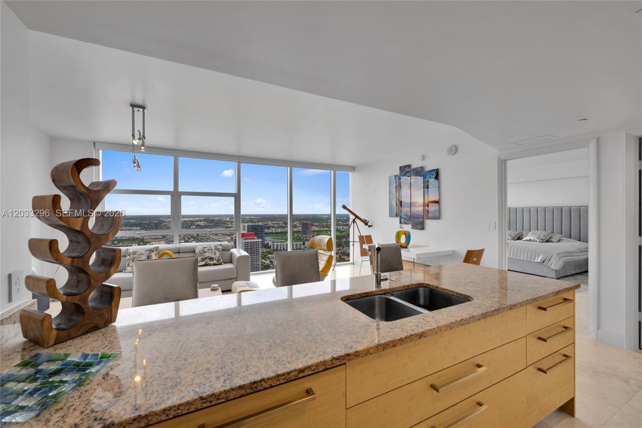 1830 S Ocean Dr , Unit 4807, Hallandale Beach, FL 33009 Photo