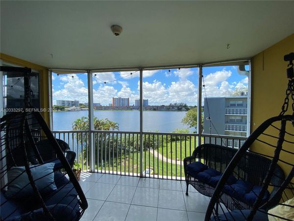 1660 NE 191st St, Unit 413-1, Miami, FL 33179