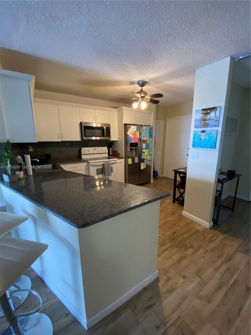 1660 NE 191st St, Unit 413-1, Miami, FL 33179 Photo