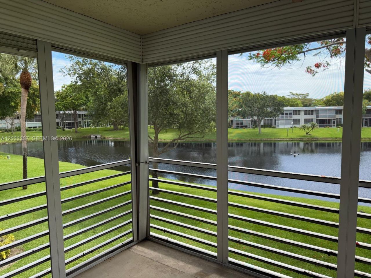 4261 W Palm Aire Dr, Unit 202, Pompano Beach, FL 33069 Photo