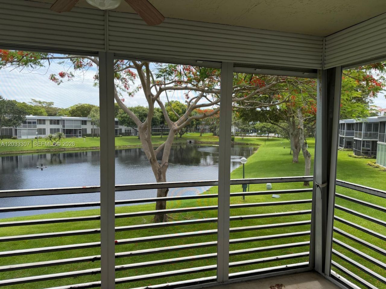4261 W Palm Aire Dr, Unit 202, Pompano Beach, FL 33069 Photo