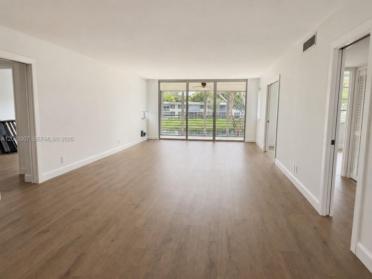 4261 W Palm Aire Dr, Unit 202, Pompano Beach, FL 33069 Photo