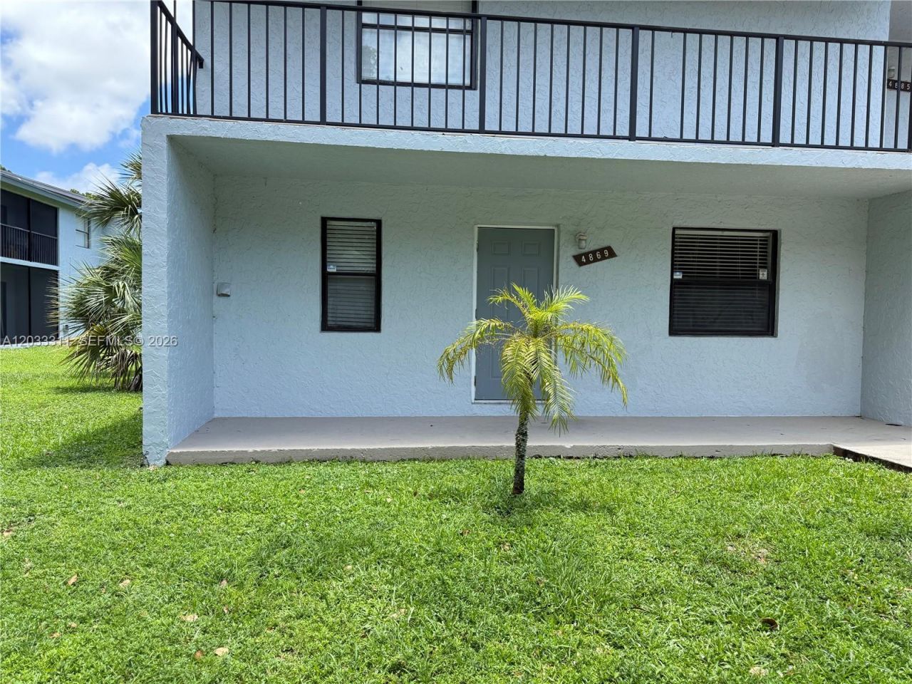 4885 Lake Arjaro Dr, Unit 4869, West Palm Beach, FL 33407 Photo