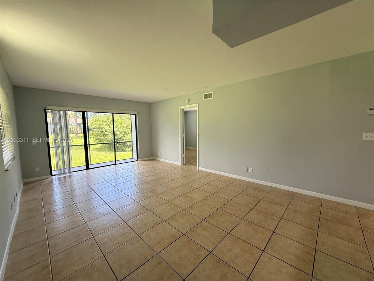 4885 Lake Arjaro Dr, Unit 4869, West Palm Beach, FL 33407 Photo