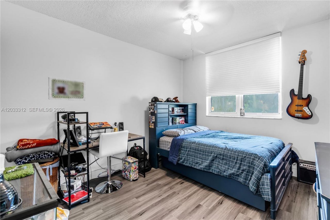 1834 Brickell Ave , Unit 33, Miami, FL 33129 Photo