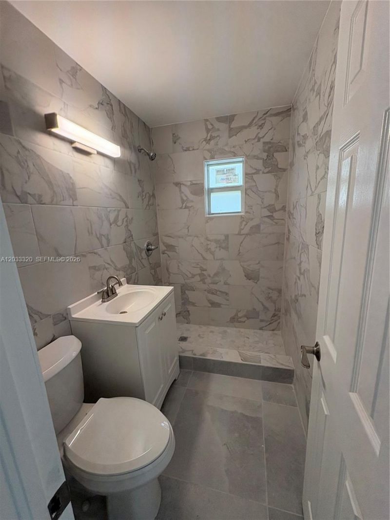 7920 Harding Ave, Unit 8, Miami Beach, FL 33141 Photo