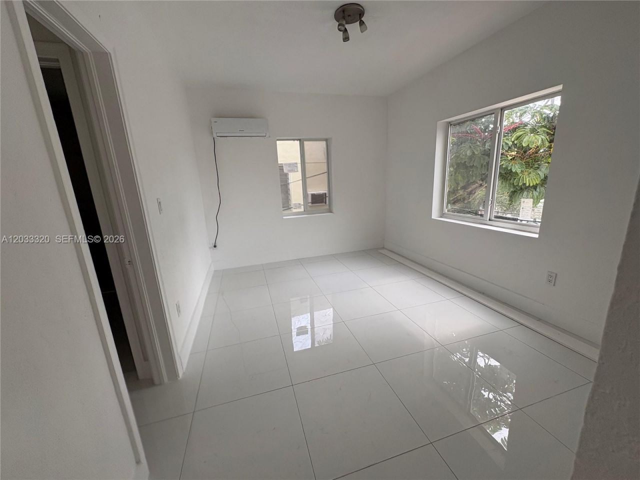 7920 Harding Ave, Unit 8, Miami Beach, FL 33141 Photo