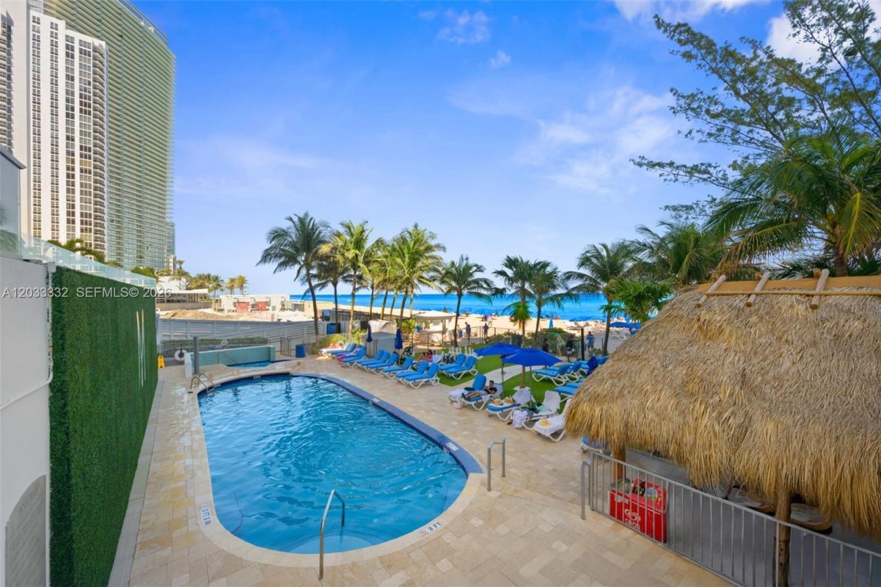 18683 Collins Ave , Unit 2503, Sunny Isles Beach, FL 33160 Photo