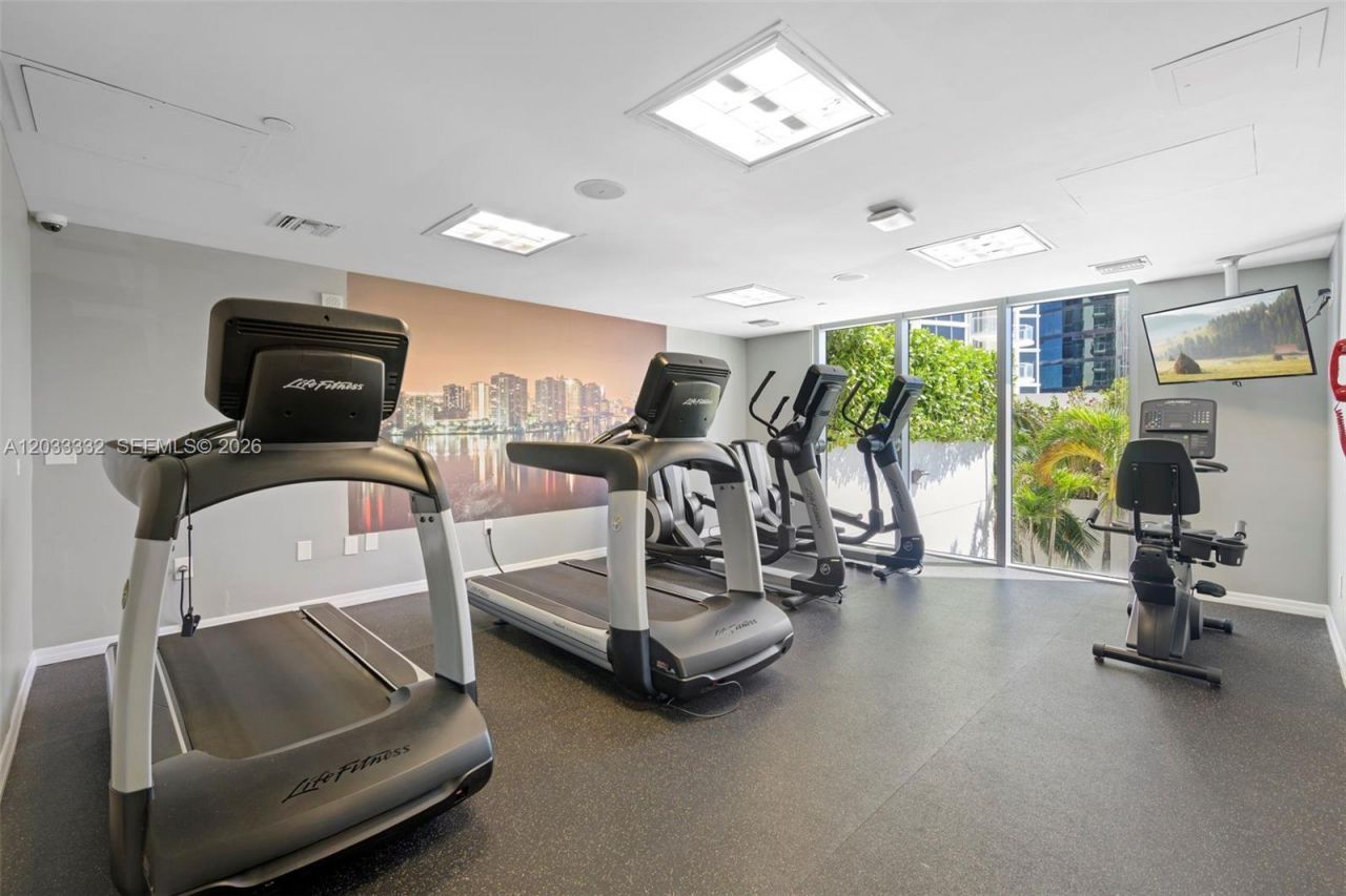 18683 Collins Ave , Unit 2503, Sunny Isles Beach, FL 33160 Photo
