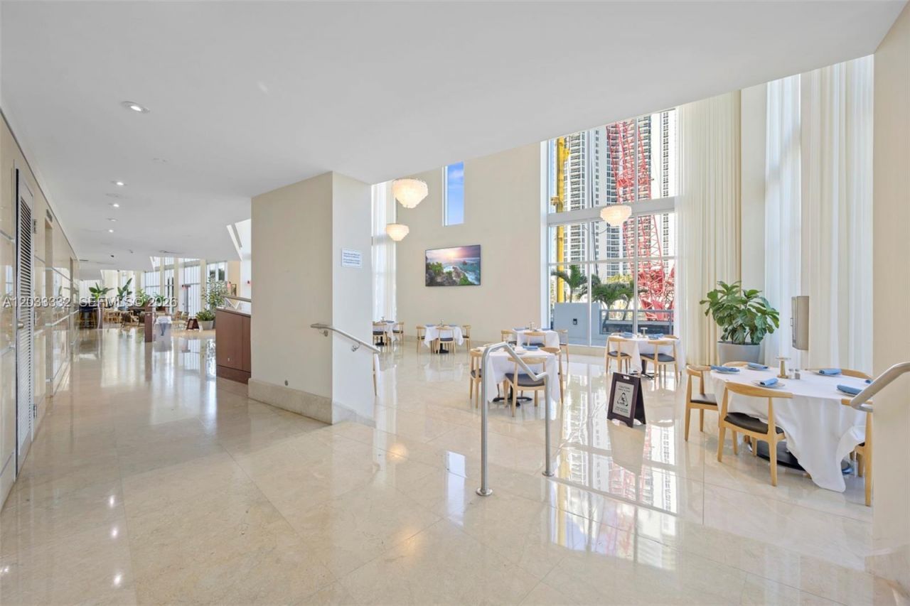 18683 Collins Ave , Unit 2503, Sunny Isles Beach, FL 33160 Photo