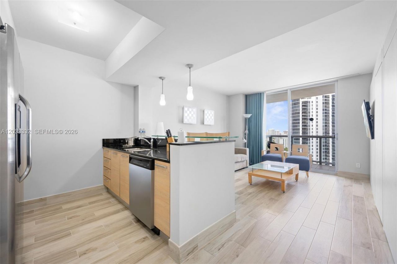 18683 Collins Ave , Unit 2503, Sunny Isles Beach, FL 33160 Photo