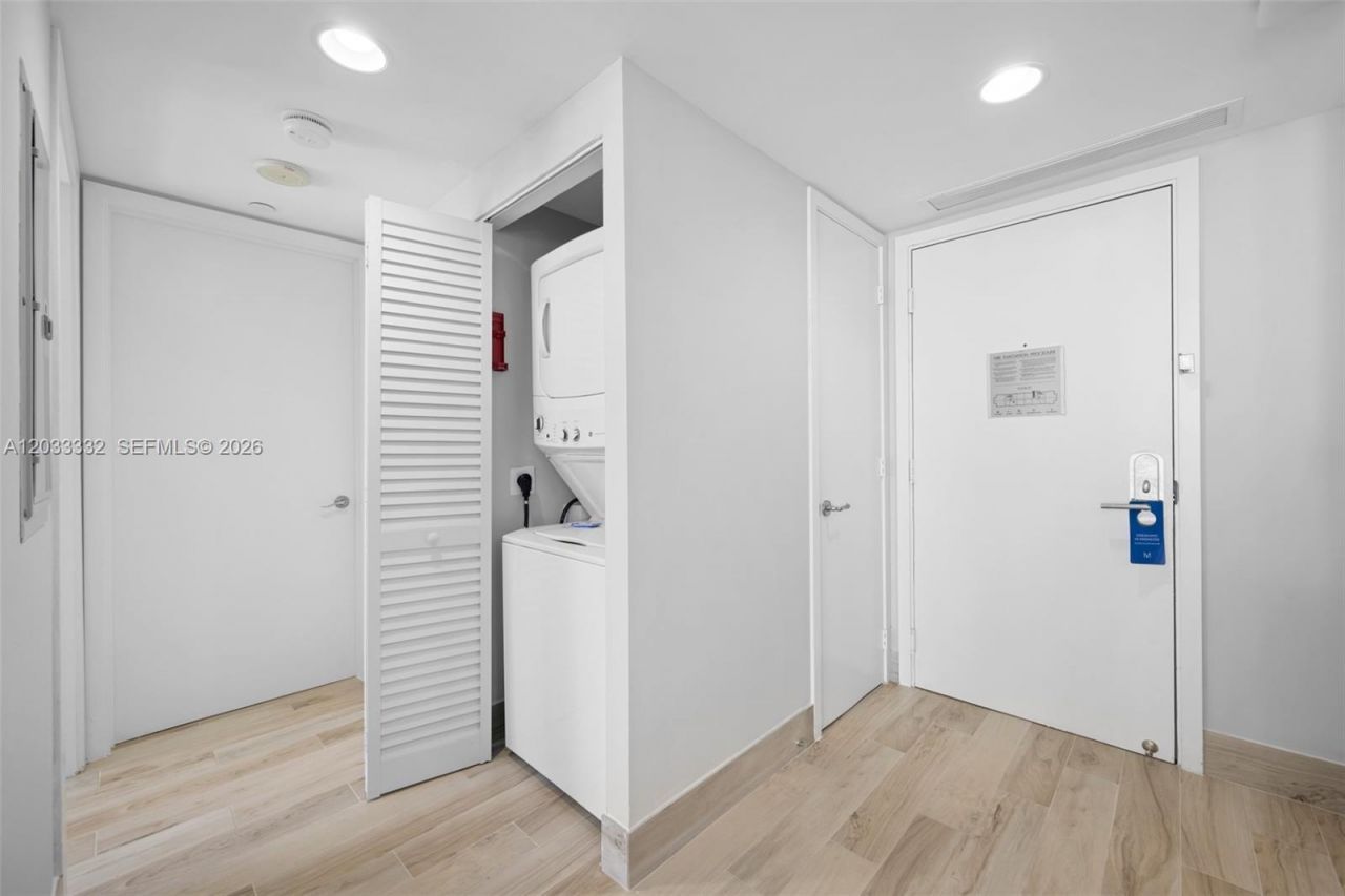 18683 Collins Ave , Unit 2503, Sunny Isles Beach, FL 33160 Photo