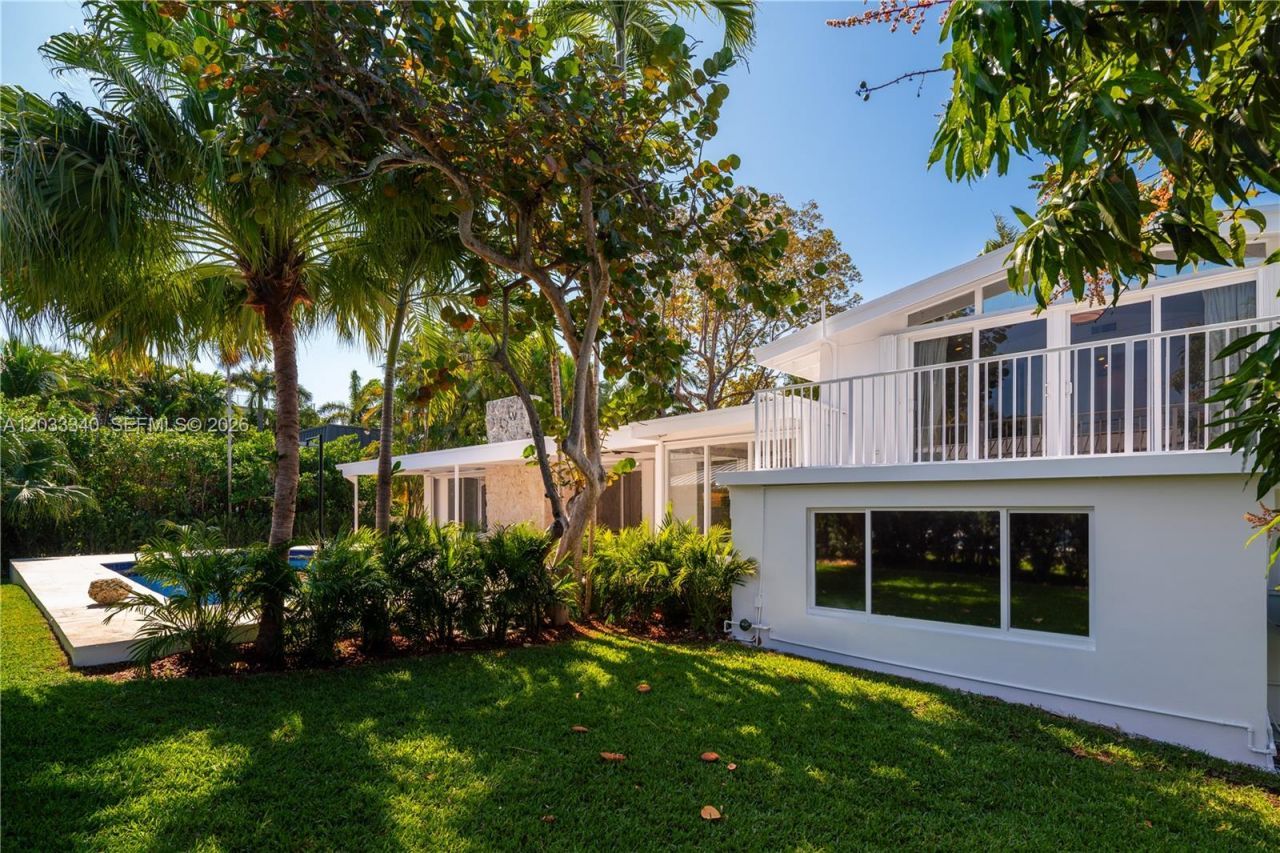 669 S Mashta Dr , Key Biscayne, FL 33149 Photo