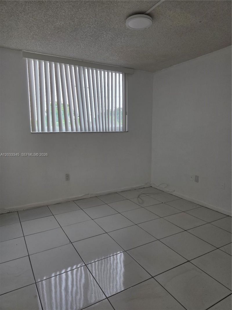 8050 NW 8th St, Unit 110, Miami, FL 33126 Photo