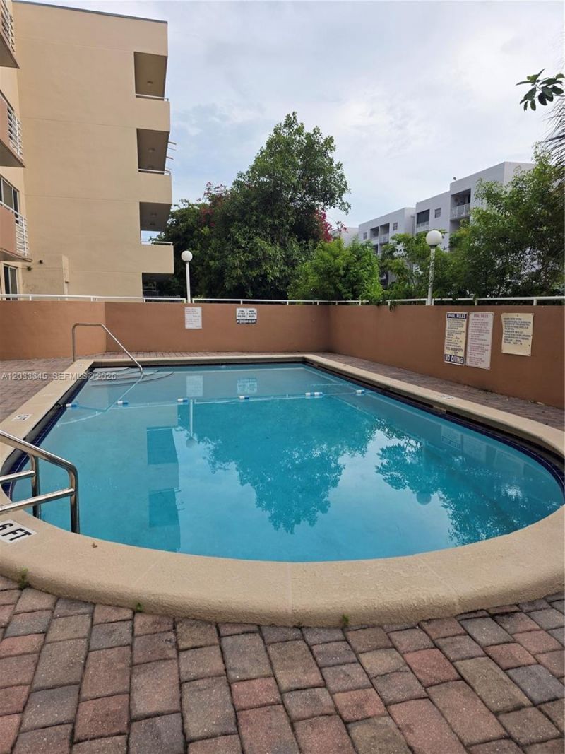 8050 NW 8th St, Unit 110, Miami, FL 33126 Photo