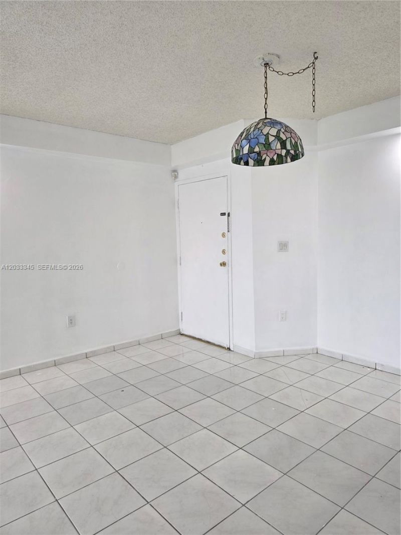 8050 NW 8th St, Unit 110, Miami, FL 33126 Photo