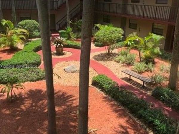 10845 SW 112th Ave , Miami, FL 33176