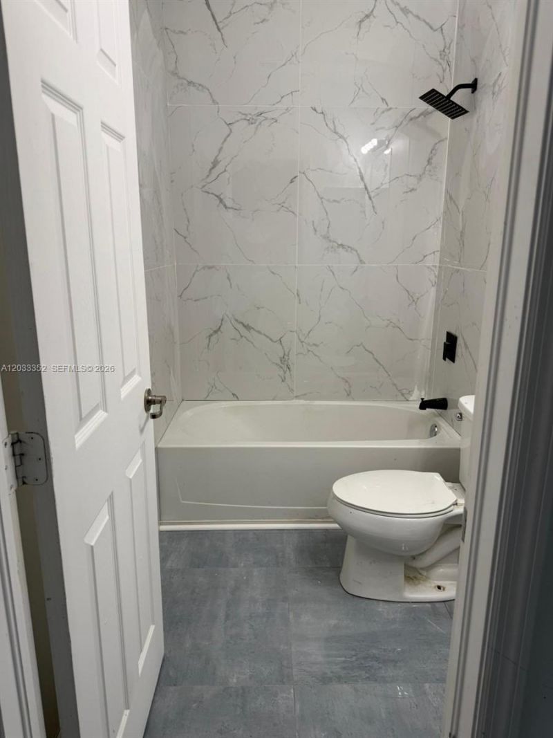 2819 SE 1st Dr , Unit 9, Homestead, FL 33033 Photo