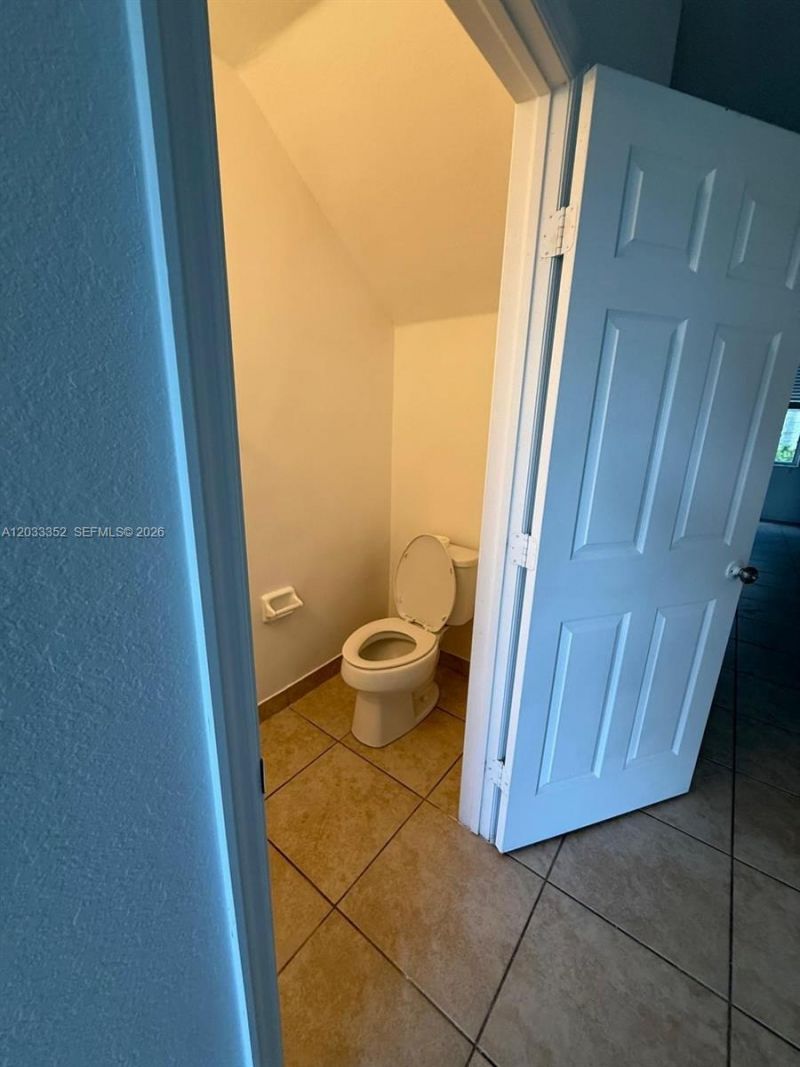 2819 SE 1st Dr , Unit 9, Homestead, FL 33033 Photo