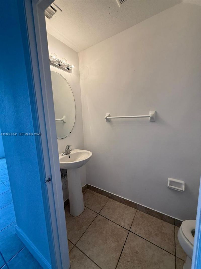 2819 SE 1st Dr , Unit 9, Homestead, FL 33033 Photo