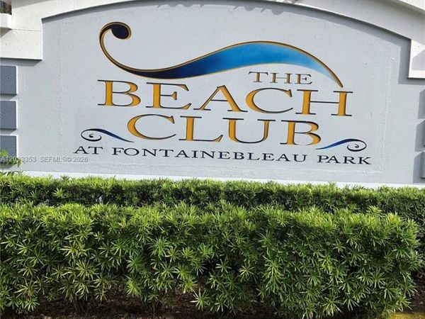 9369 Fontainebleau Blvd , Unit J203, Miami, FL 33172