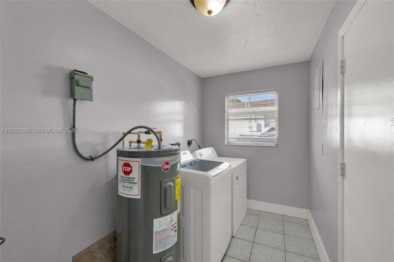 2641 NW 44th Ave , Lauderhill, FL 33313 Photo