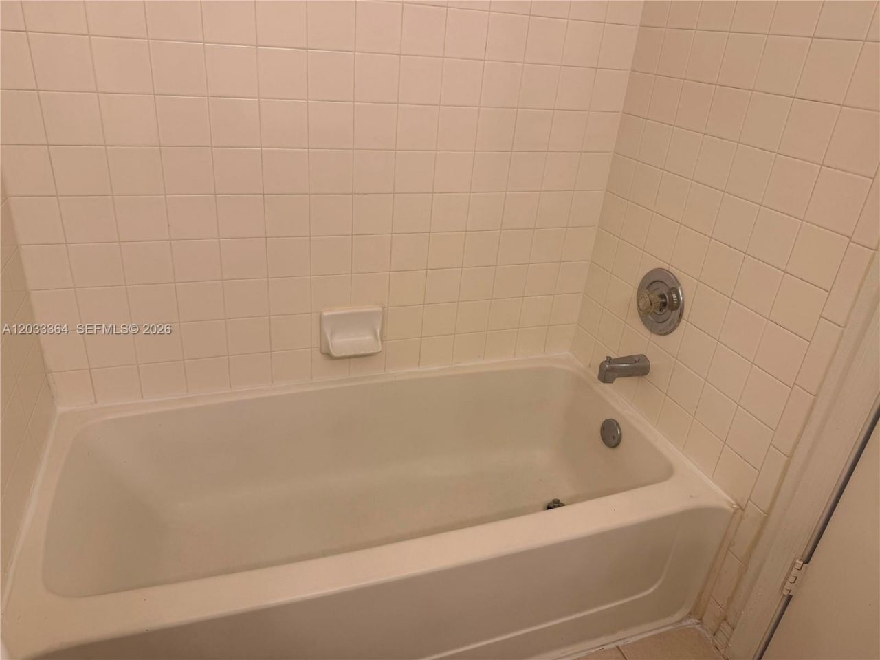 3350 N Pinewalk Dr N, Unit 1427, Margate, FL 33063 Photo
