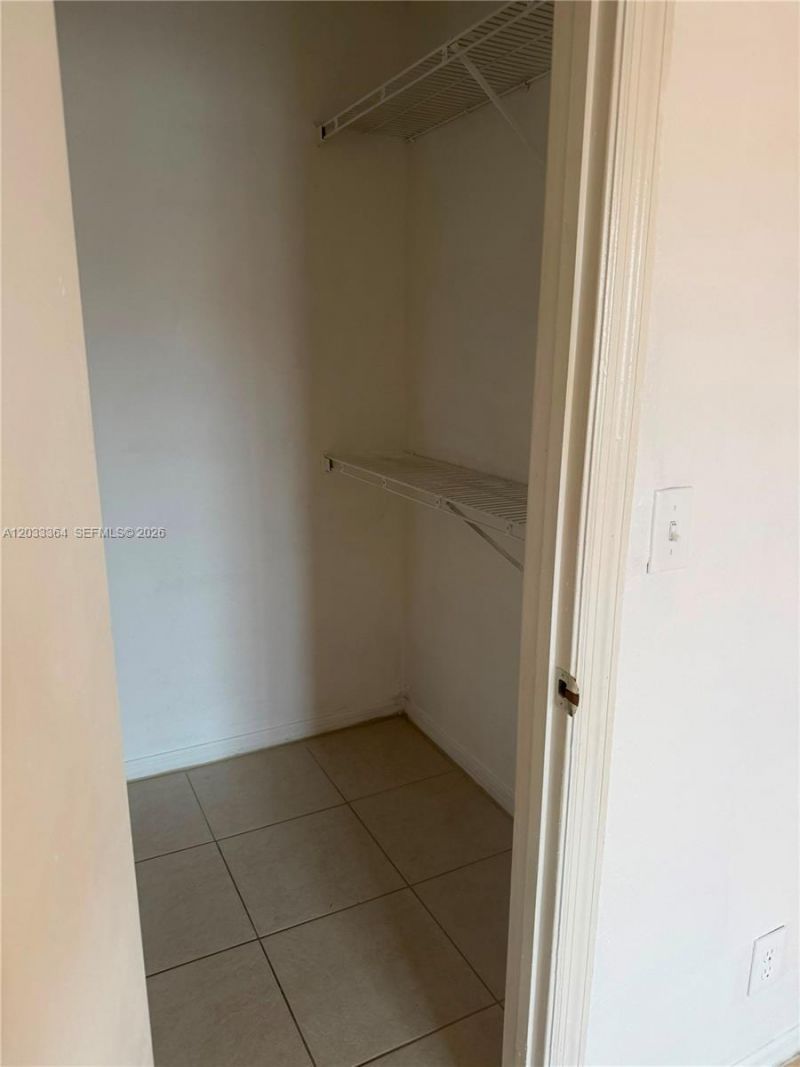 3350 N Pinewalk Dr N, Unit 1427, Margate, FL 33063 Photo