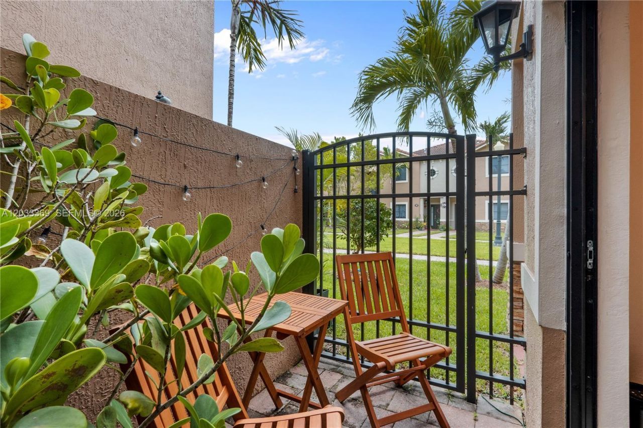 22411 SW 88th Pl , Unit 3-26, Cutler Bay, FL 33190 Photo