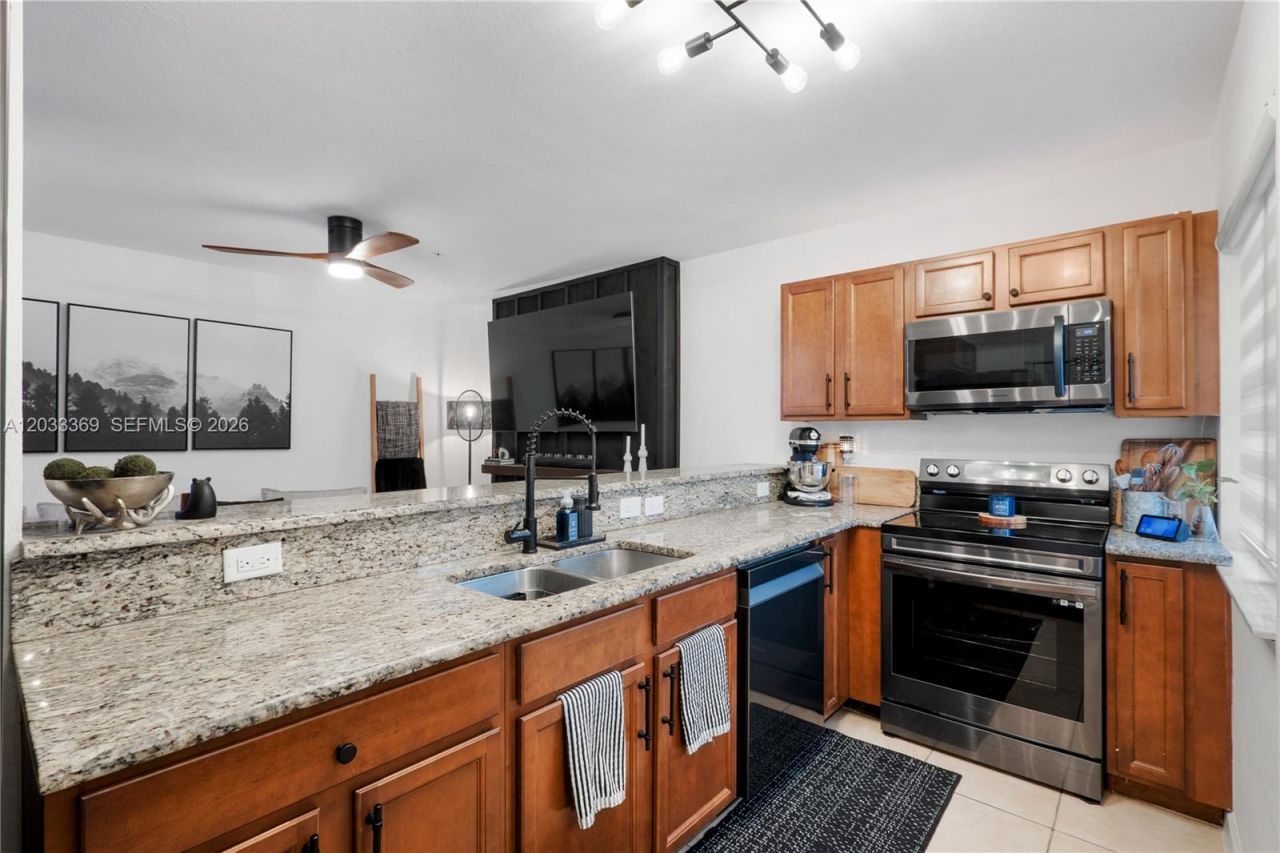 22411 SW 88th Pl , Unit 3-26, Cutler Bay, FL 33190 Photo