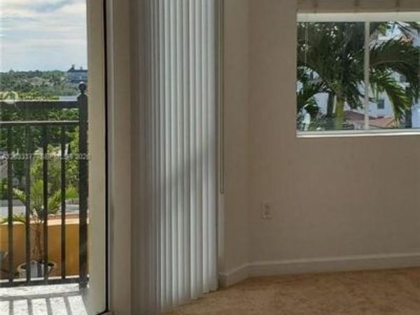 Unit 601, Coral Gables, FL 33134