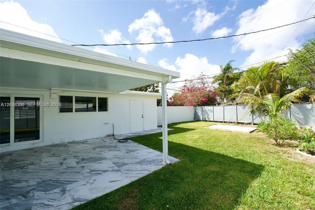 10381 SW 32nd St , Unit 10381, Miami, FL 33165 Photo