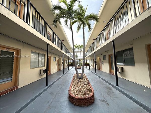 6885 Byron Ave , Unit 103, Miami Beach, FL 33141