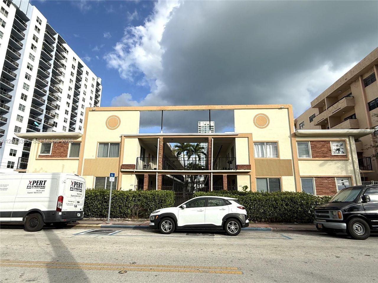6885 Byron Ave , Unit 103, Miami Beach, FL 33141 Photo