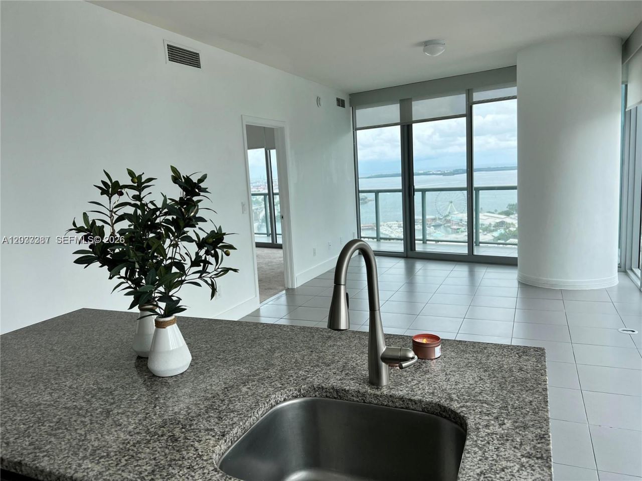 888 Biscayne Blvd , Unit 3001, Miami, FL 33132 Photo