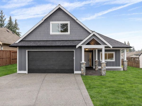 715 Doehle Ave , Parksville, BC V9P 2V1
