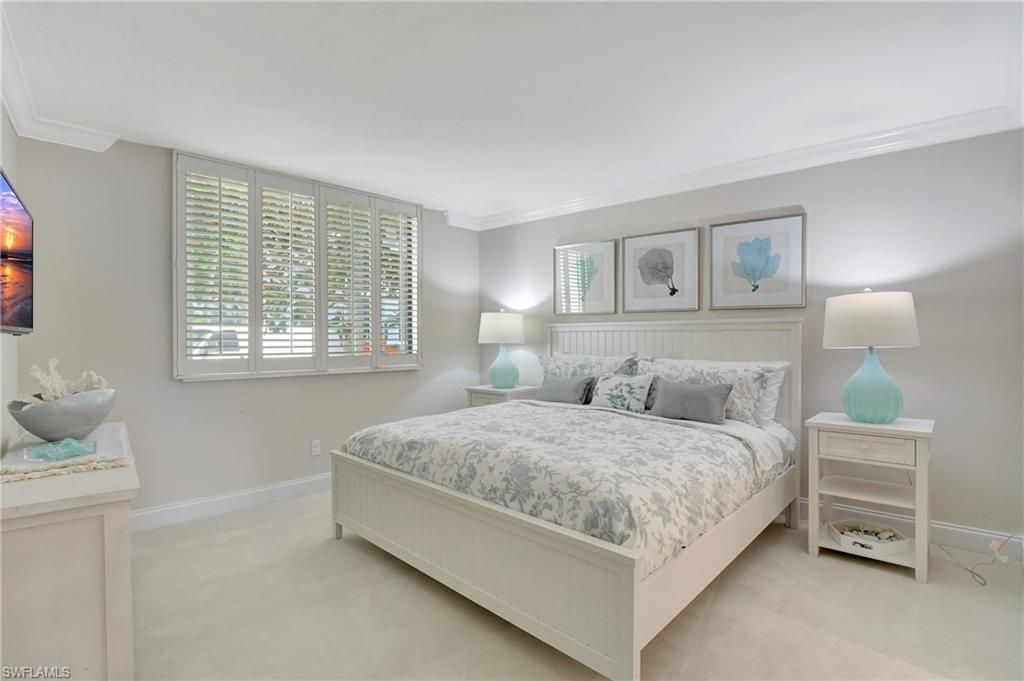 2357 Gulf Shore Blvd N, Unit 107, Naples, FL 34103 Photo