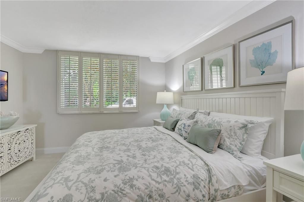 2357 Gulf Shore Blvd N, Unit 107, Naples, FL 34103 Photo