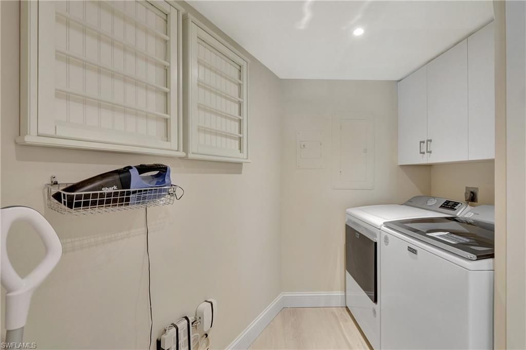 2357 Gulf Shore Blvd N, Unit 107, Naples, FL 34103 Photo