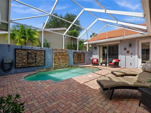 4830 Europa DR, NAPLES, FL 34105