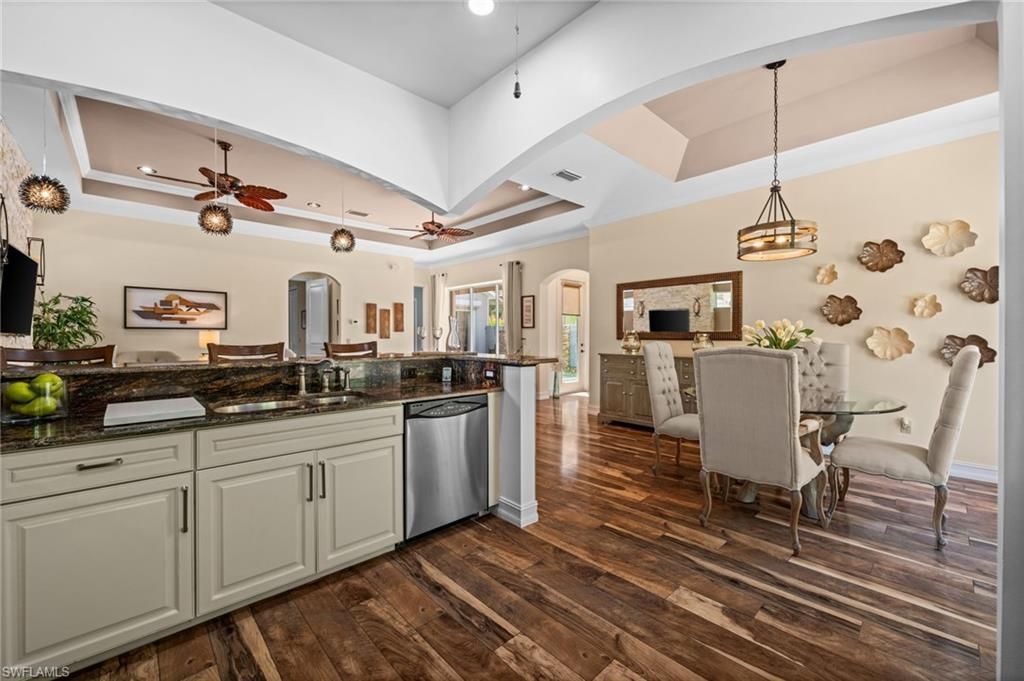 4830 Europa Dr, Naples, FL 34105 Photo