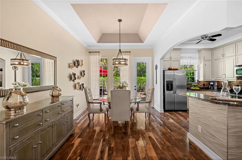 4830 Europa Dr, Naples, FL 34105 Photo